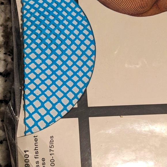 Fishnet Pantyhose - Picture 2 of 3